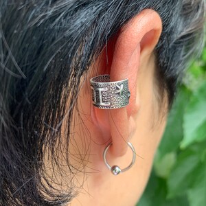 Silver Ear Cuff, Shiny Sterling Silver Ear Cuff Wrap, Zodiac Gemini Design, Star, No Piercing.