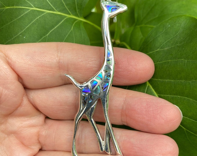 Stunning Giraffe Pin, Silver Giraffe Brooch, Abalone Giraffe Pin,Brooch Sterling Giraffe, Giraffe Pin ,Popular Giraffe Pin,Giraffe Lover