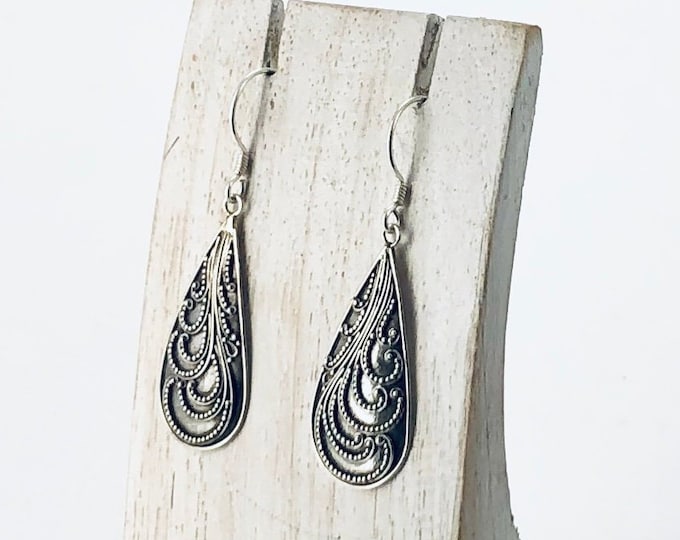 Teardrop Silver Earrings, Sterling Silver Filigree, Oxidized Silver,Silver Earring,Teardrop Earring,Everyday Earrings,Silver Dangle Earrings