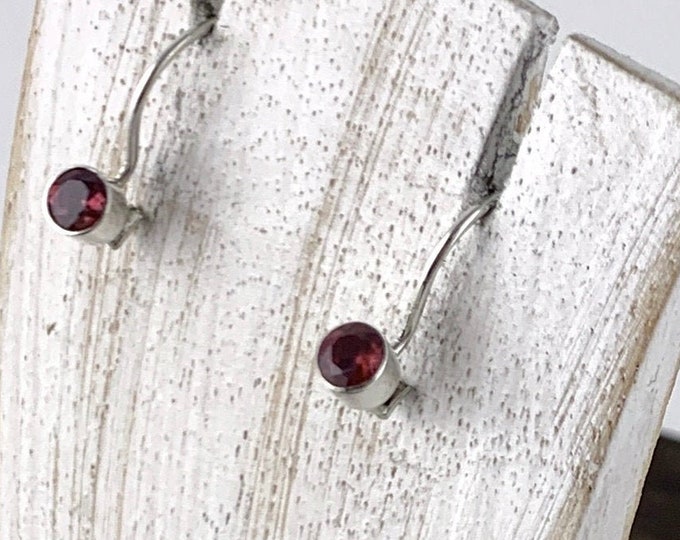 Tiny Garnet Earrings, Faceted Garnet, Minimalist Round Earring ,Round Garnet, Small Garnet, Red Garnet Earring, Drop Garnet, Birthstone