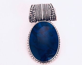 Blue Shell Pendant, Blue Oval Pendant,Deep Blue Necklace, Blue Abalone Pendant,Stunning  Blue Pendant