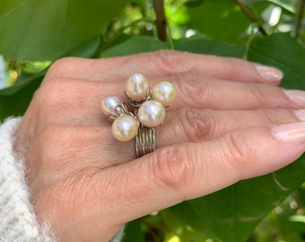 Beige Pearl Ring, Sterling Silver Ring, Silver Ring with Pearls, Chunky Pearl Ring, Silver 925.Stunning Ring