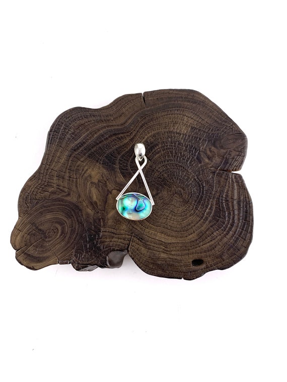 Abalone Pendant, Natural Abalone Necklace, Oval Shell Pendant, Sterling Silver 925, Horizontal Oval Abalone,Minimalist Shell