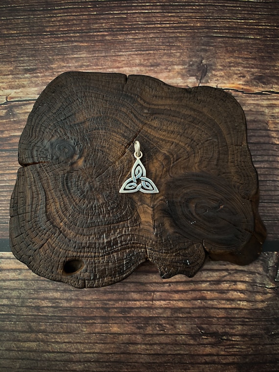 Triskelion Celtic Symbol Triquetra Knot Pendant, … - image 2