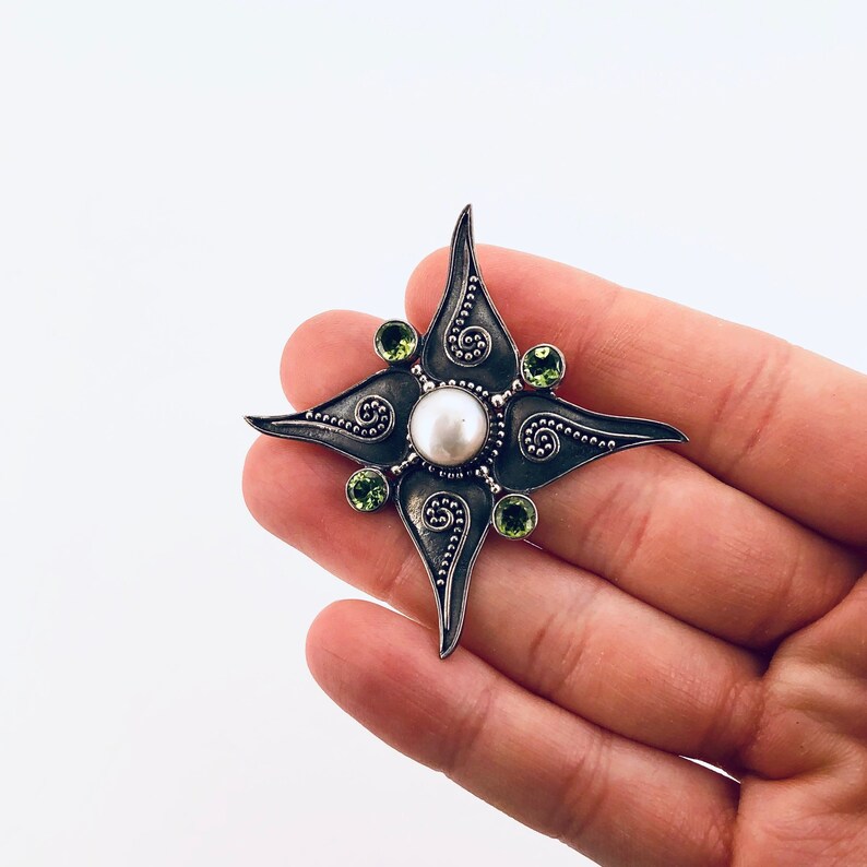 Star Pendant with Pearl and Faceted Peridot Set in Sterling Silver