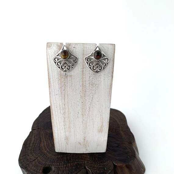 Baltic Amber Sterling Silver Stud,Amber Earrings, Solid Silver, Real Amber Stud,Amber Earrings,Baltic Amber Earrings