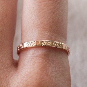 Sterling Silver Flat Flower Ring Sterling Silver Flat Flower Ring