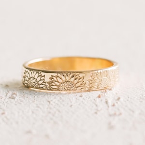 Bague tournesol gold filled 14 carats, anneau de fleurs, cadeau pour elle, cadeau d'anniversaire d'août