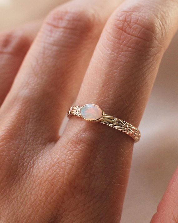 Daisy Pattern Oval Opal Stone Half Round Band Ring 14K Gold Filled R1412