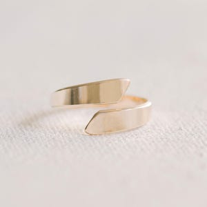 Verstellbare Ring Kurve Wrap Manschette Statement Band 12K Gold Filled R1113