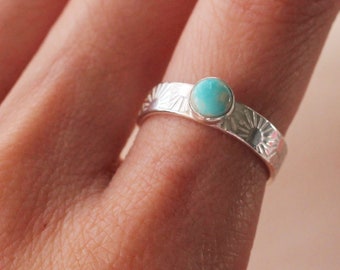 Bague solaire ronde 5 mm en argent sterling avec pierre turquoise R1403