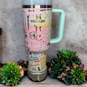 DOG MOM-Engraved Stanley Travel Quencher H2.0 Tumbler/Cup -40 OZ