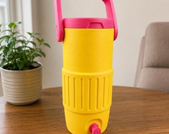 Retro Cooler Can Holder- 20 OZ Skinny Version