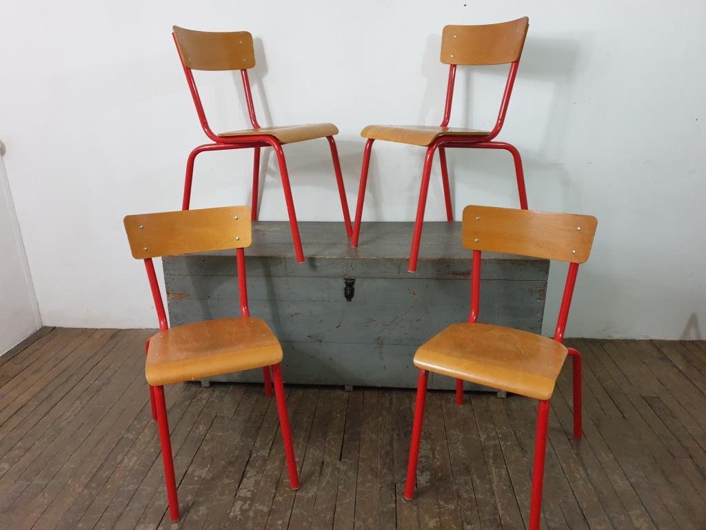 Chaises d'école Vintage Rouges