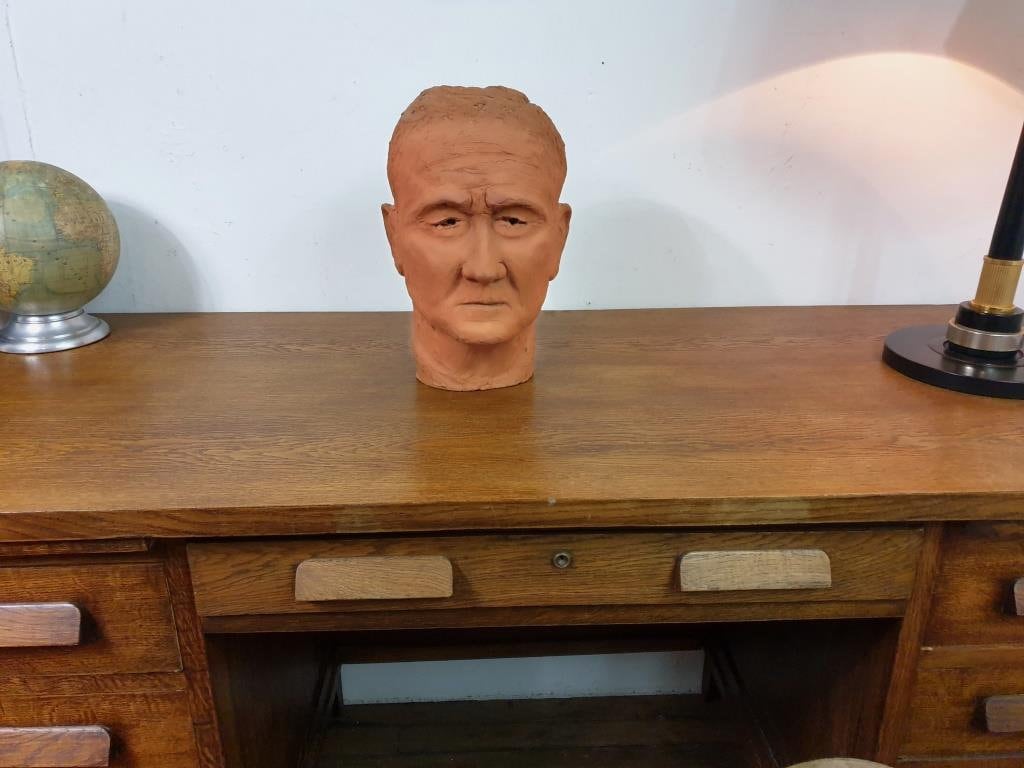 Sculpture Tête - d'homme Terre Cuite