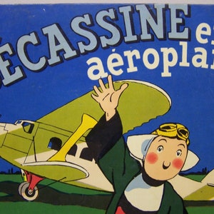Band Draws Becassine in Aeroplane