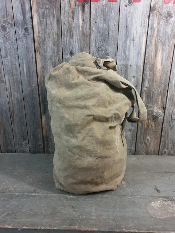 Sac vintage de paquetage en toile - Militaria