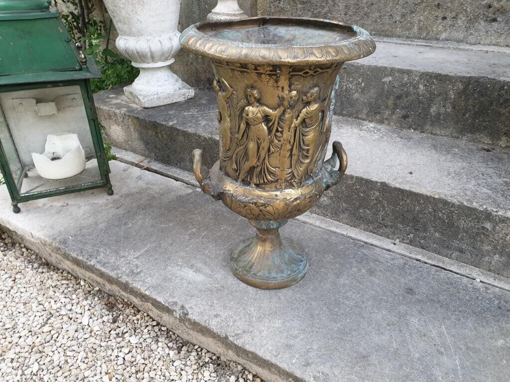 Vase Médicis Les Muses