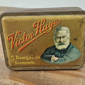 Victor Hugo Cigar Box J Baars & Zoon Krommenie
