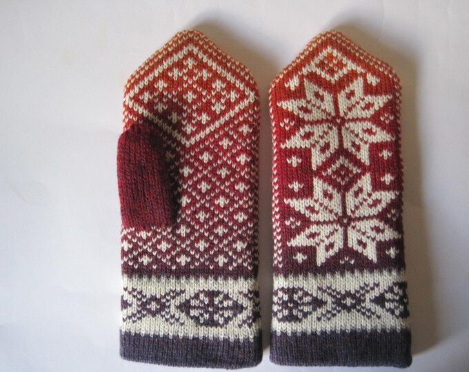 Several Variants Women Two-layer Knit Mittens Natural Estonian Smooth ...