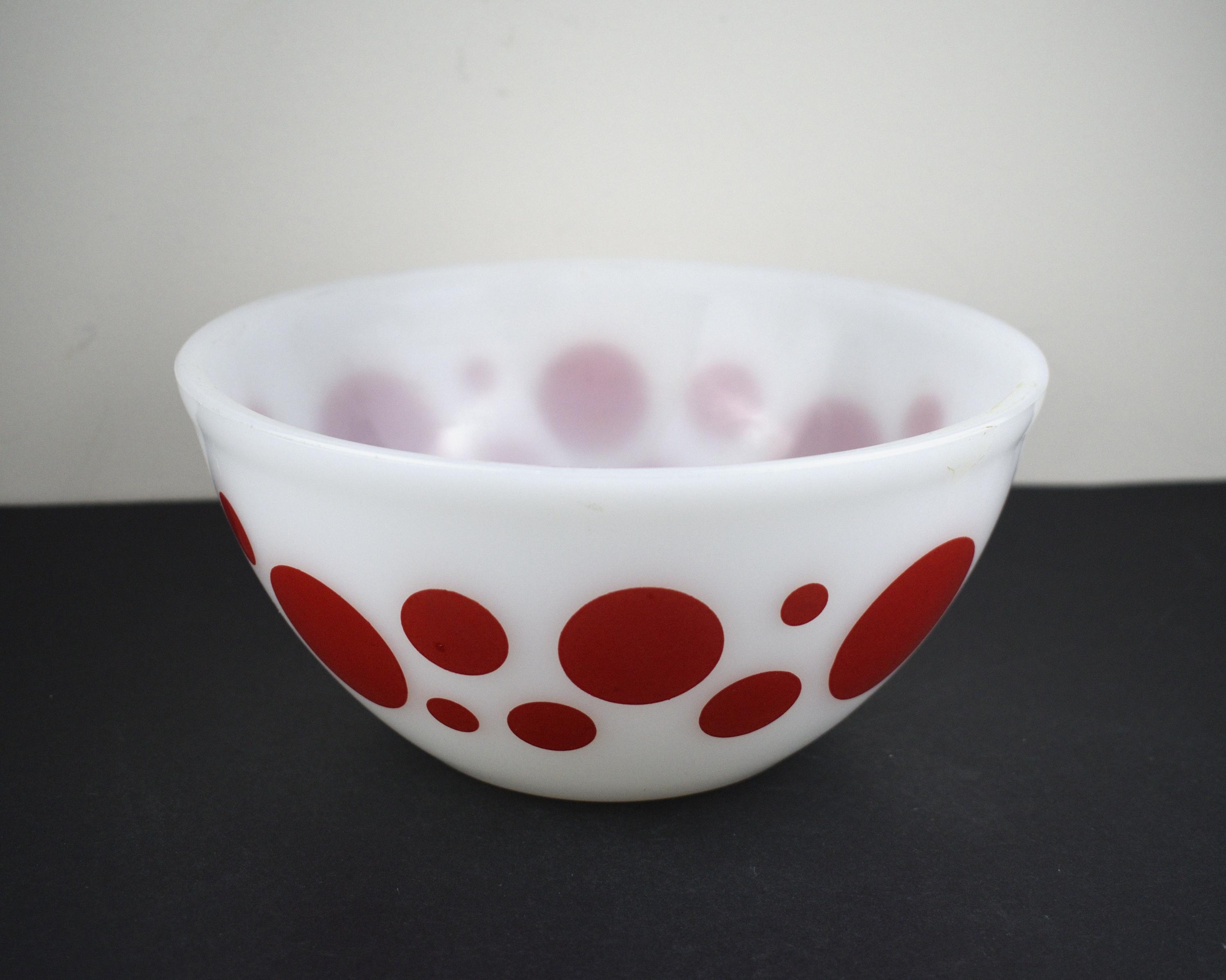 Pyrex ミキシングボウル ドット柄 レッド Pyrex ミキシングボウル ドット柄 レッド