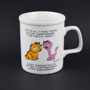 Garfield & Arlene Anniversary Coffee Mug - Vintage Happy Anniversary Jim Davis Joke - Japan