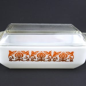 Agee Crown Pyrex Venus Oblong Casserole Dish - Vintage Orange & Brown Venus Fly Trap with Lid - Made in Australia