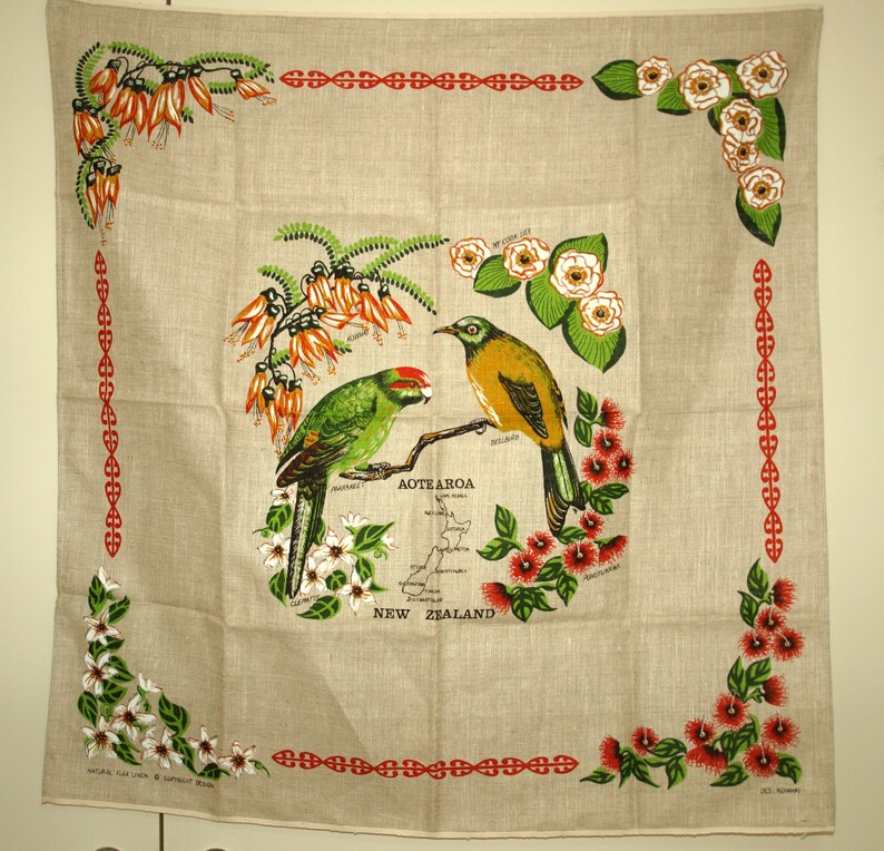 New Zealand Birds & Flowers Linen Tablecloth New! Vintage Retro NZ Kiwi