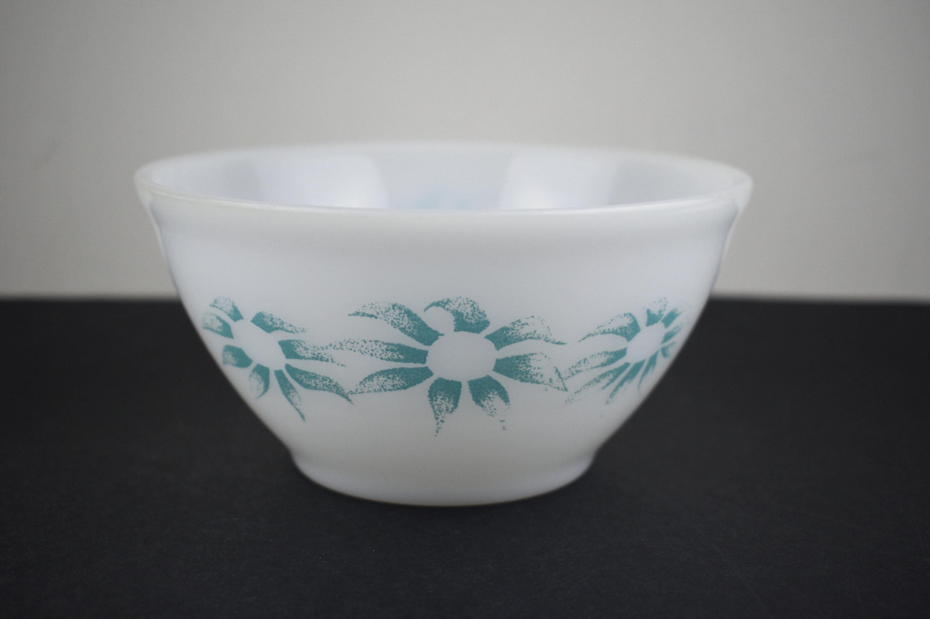 Pyrex 6 inch bowls - Etsy 日本