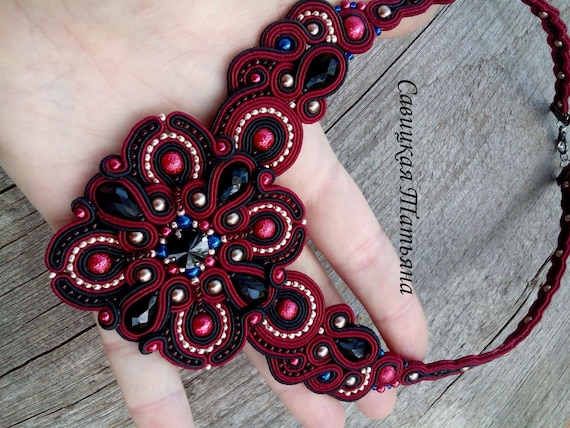 Allure Necklace Iliana Burgundy - Accessories Necklaces by – Cupidanza