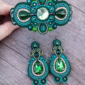 Royal Green Gold Sparkling Soutache Set - Green Soutache Bracelet - Long Green Dangle Earrings - Green Gold Soutache - Green Gold  Jewelry