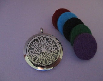 Flower Aromatherapy Locket