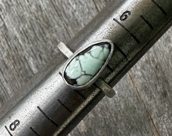 SIZE 6.75: Butterfly Wing Variscite Hammered Ring - Sterling Silver
