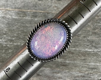 SIZE 6.5: Imitation Glass Opal from the 1950s Flowers and Swirls Ring - Sterling Silver