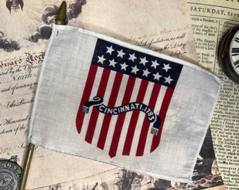Drapeau de la Society of the Cincinnati - drapeau historique vintage, guerre d'indépendance, bicentenaire