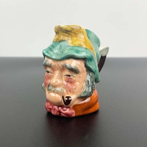 SylvaC &#39;Gaffer&#39;-miniatuur Toby-kruik: handgeschilderd Dickens-personage