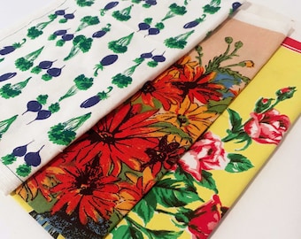 Vintage garden and floral tea towels | 1970s vintage colourful tea towels | Bright floral retro tea towels | Sold separately