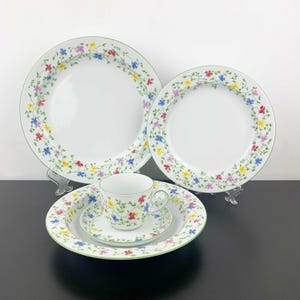 Arzberg Cambridge multi coloured floral dinnerware | Arzberg Rosenthal Germany bright flower pattern dinnerware