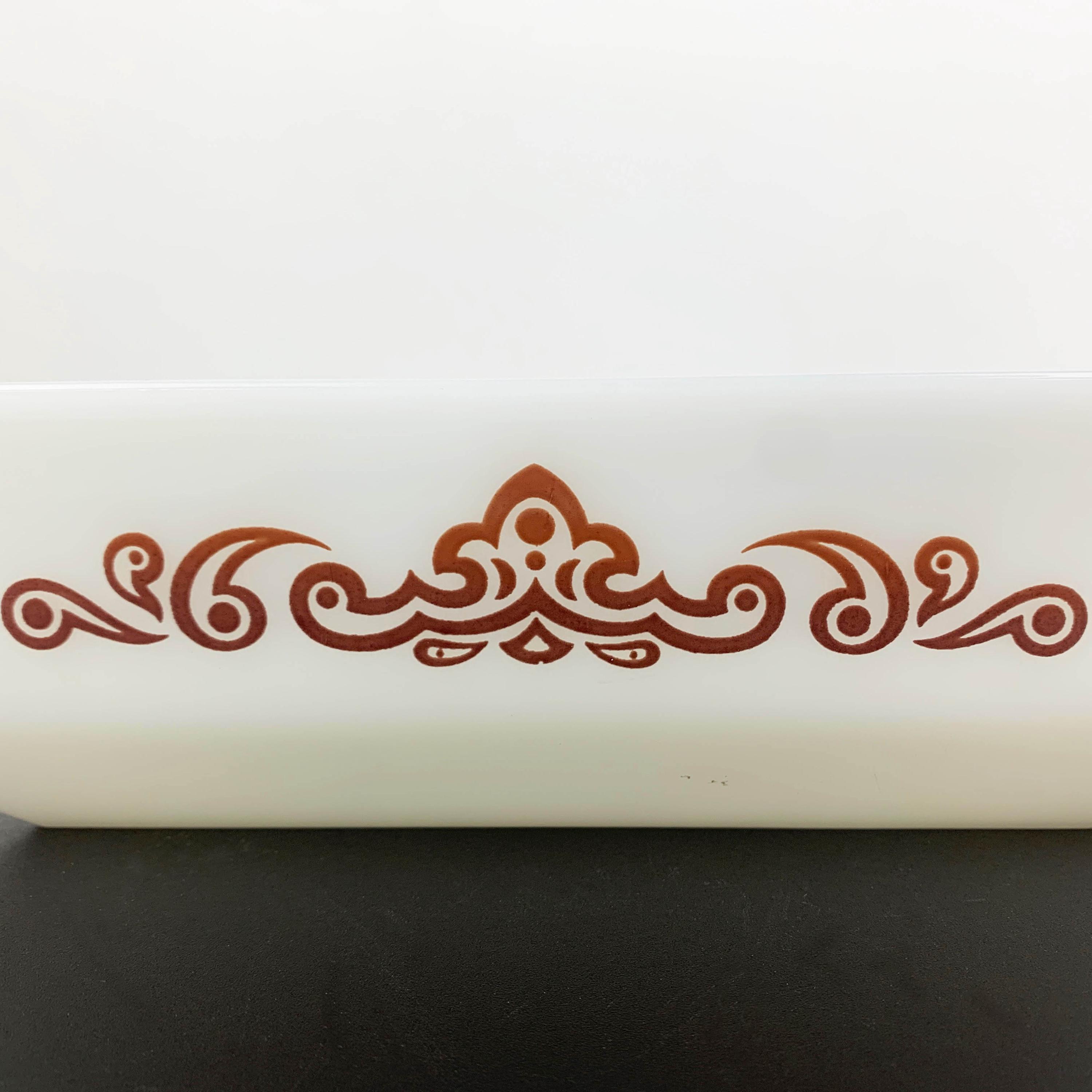 Vintage Pyrex Royal Garland Casserole Dish With Lid - Australian ...