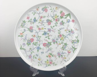 Pretty floral cake platter | Round ceramic cake plate | Japanese Andrea design ceramic cake plate | Round floral serving dish