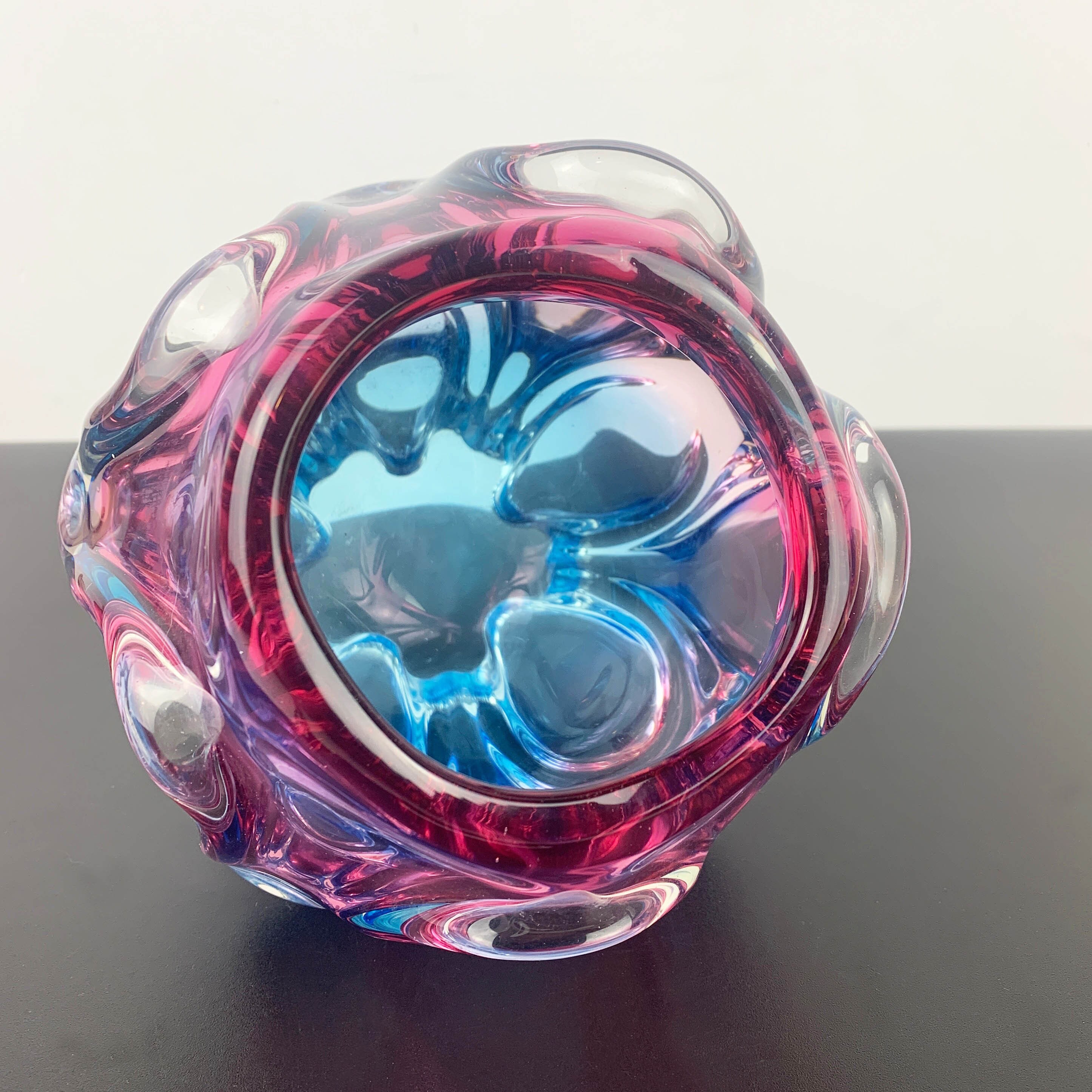 昭和レトロ アートガラス 花瓶 ブルー ピンク ミッドセンチュリー　マーブル サンユアートガラス花瓶：ピンクとブルーのグラデーション、ミッド