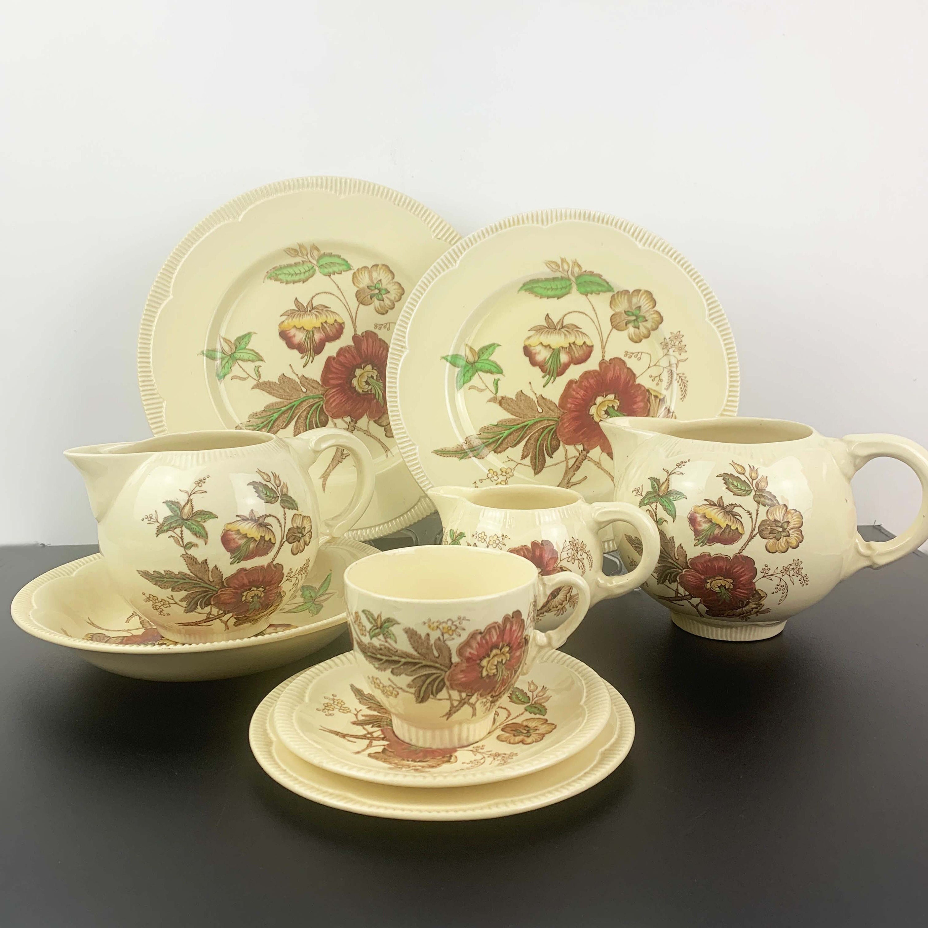 Clarice Cliff 'georgian Spray' Dinnerware by Royal Staffordshire
