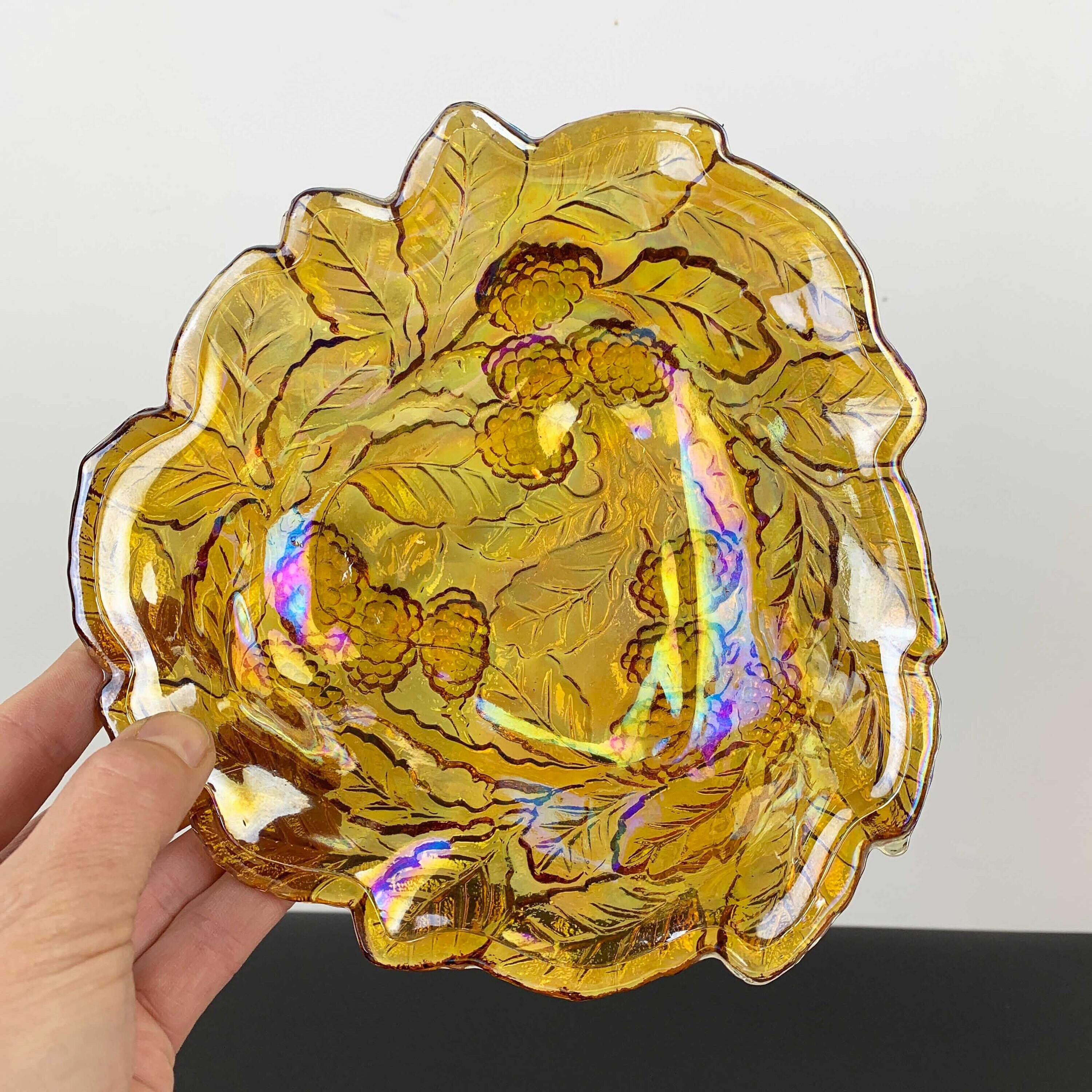 Indiana Glass Marigold Carnival Glass Loganberry Bowl - Etsy Canada
