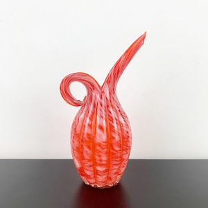 Japanese art glass vase in red and white mottled glass | Kamei mid century hand blown art glass | Decorative collectible Japanese glass