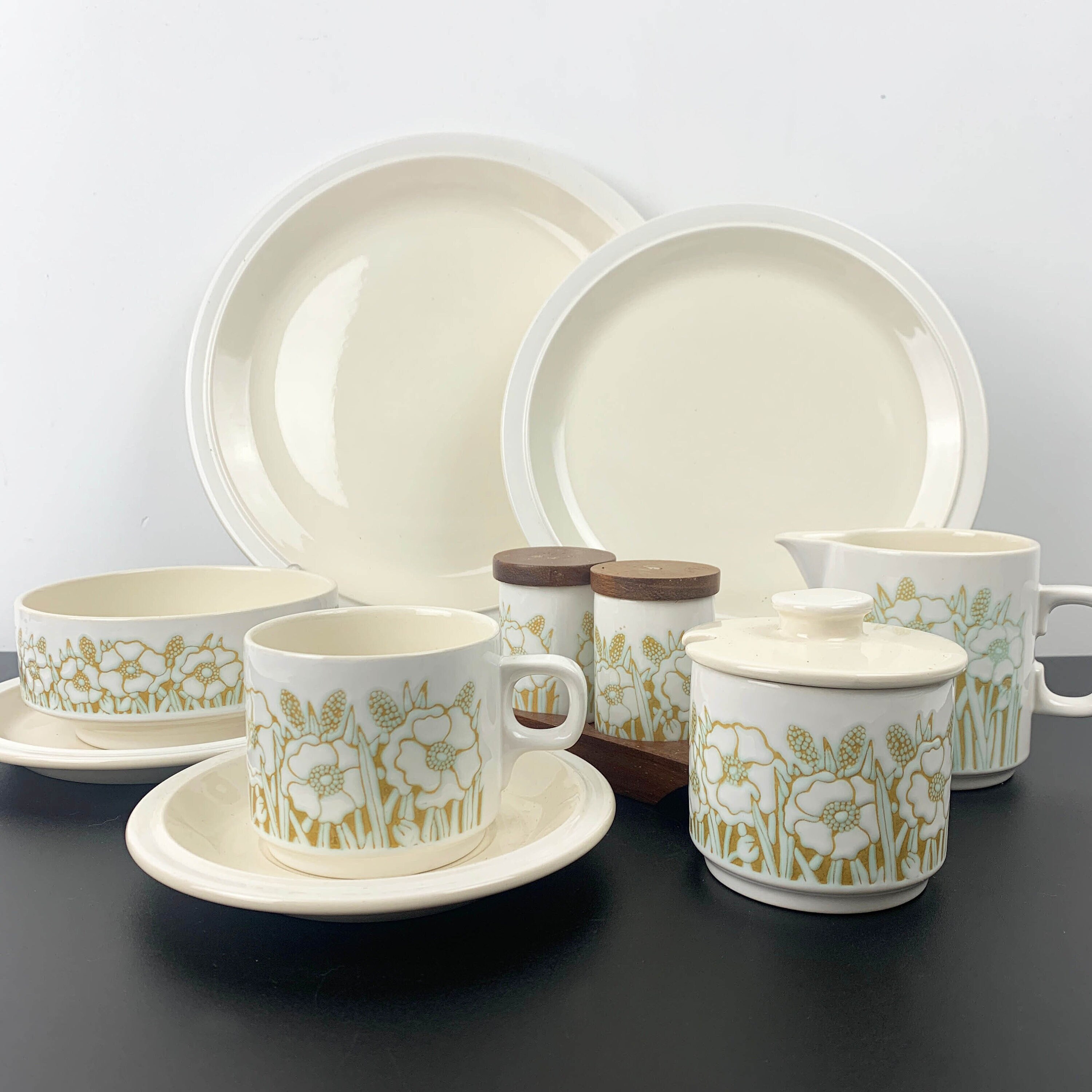 Vintage Hornsea 'fleur' Dinnerware: 1970s Floral Tableware