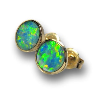Brincos australianos de opala, joias embutidas, presente de gema, 7 mm, ouro 14kt, 4,35 quilates, J09