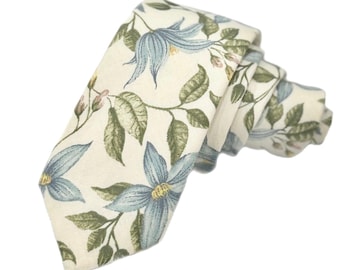 White Floral Skinny Tie 2.36" (CIELO)