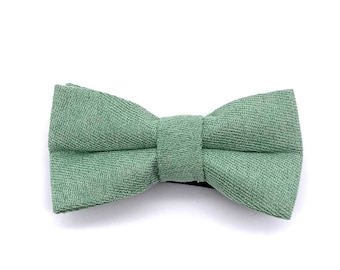 Nœud papillon pré-noué à fleurs pour enfants EMME | Mytieshop | Idées de mariage | Marié | Garçons d'honneur | Porteur d'anneaux | Garçons d'honneur junior à imprimé floral | Noeud papillon bébé