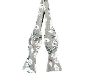 Gray Floral Bow Tie Self Tie DEAN | Mytieshop | Wedding ideas | Groom | Groomsmen | Prom | Floral print | Flower ties