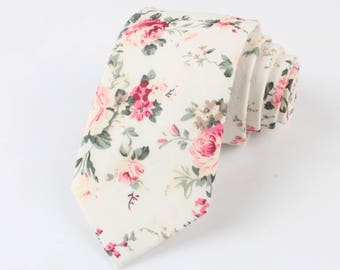 Cream Floral Skinny Tie 2.36" | floral tie | flower tie | skinny tie | wedding tie | wedding ideas | ideas | groom | cream floral skinny tie